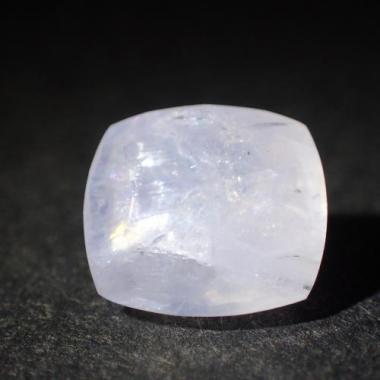 天然スオルナイト